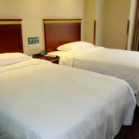 Greentree Inn Shandong Qingdao Wuyishan Road Jiashike Shopping Center Business Hotel Luaran gambar