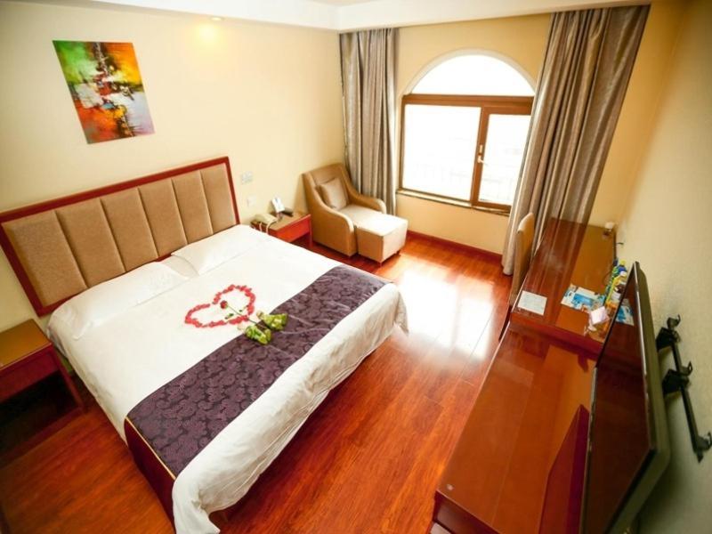 Greentree Inn Shandong Qingdao Wuyishan Road Jiashike Shopping Center Business Hotel Luaran gambar