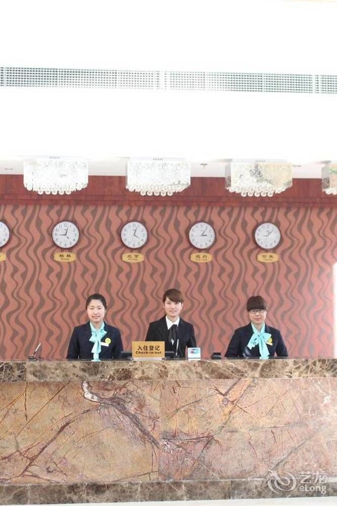 Greentree Inn Shandong Qingdao Wuyishan Road Jiashike Shopping Center Business Hotel Luaran gambar