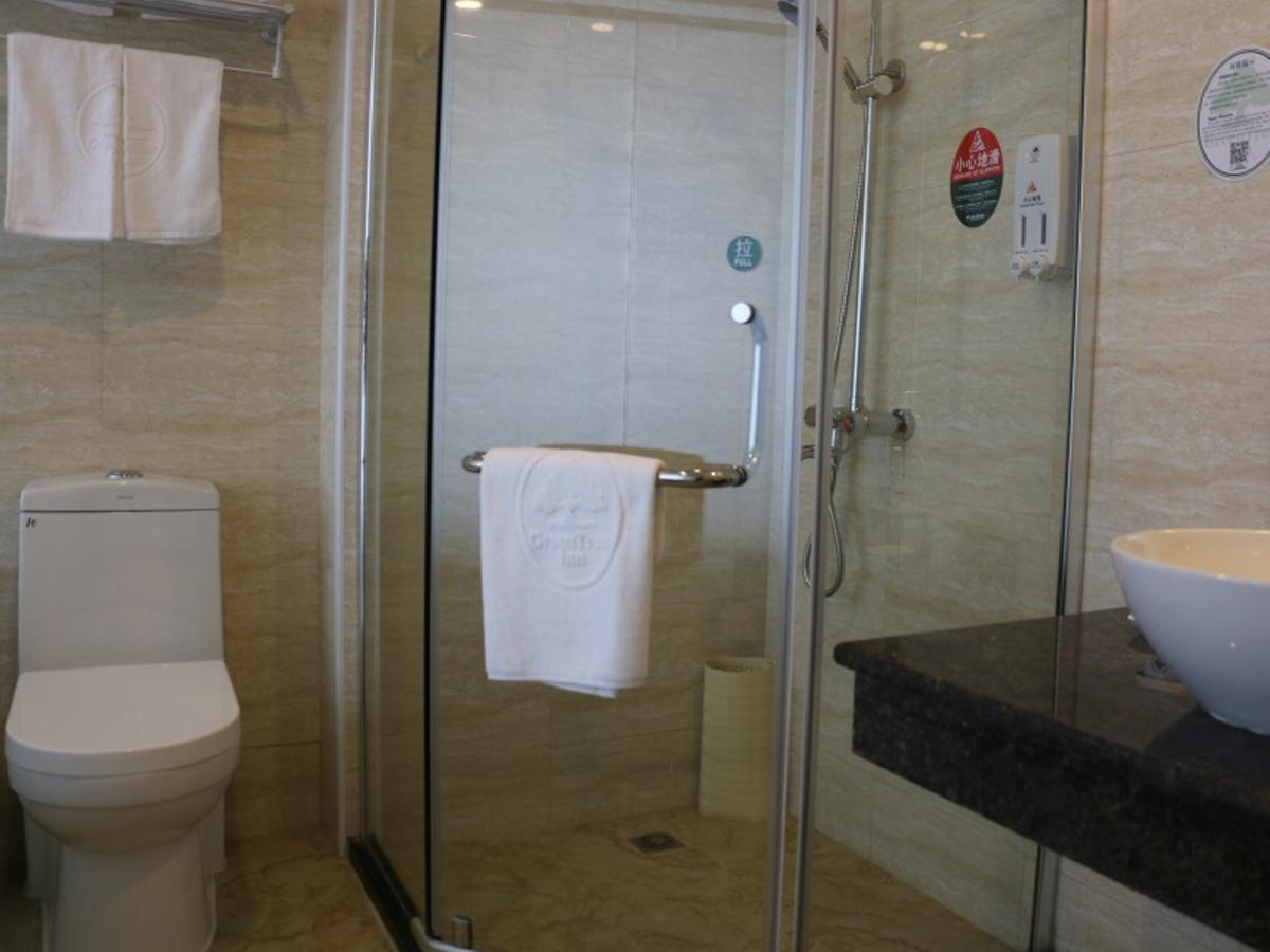 Greentree Inn Shandong Qingdao Wuyishan Road Jiashike Shopping Center Business Hotel Luaran gambar