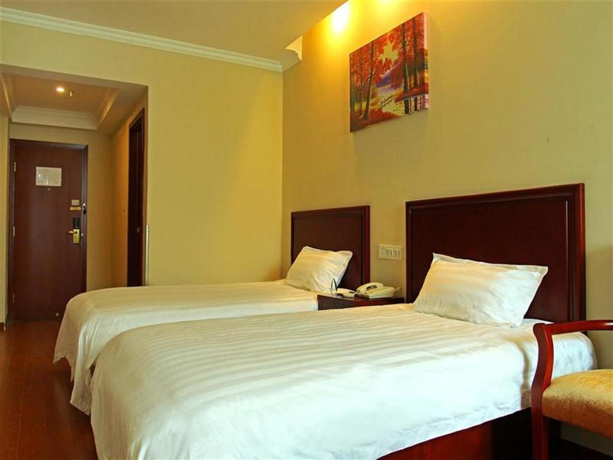Greentree Inn Shandong Qingdao Wuyishan Road Jiashike Shopping Center Business Hotel Luaran gambar